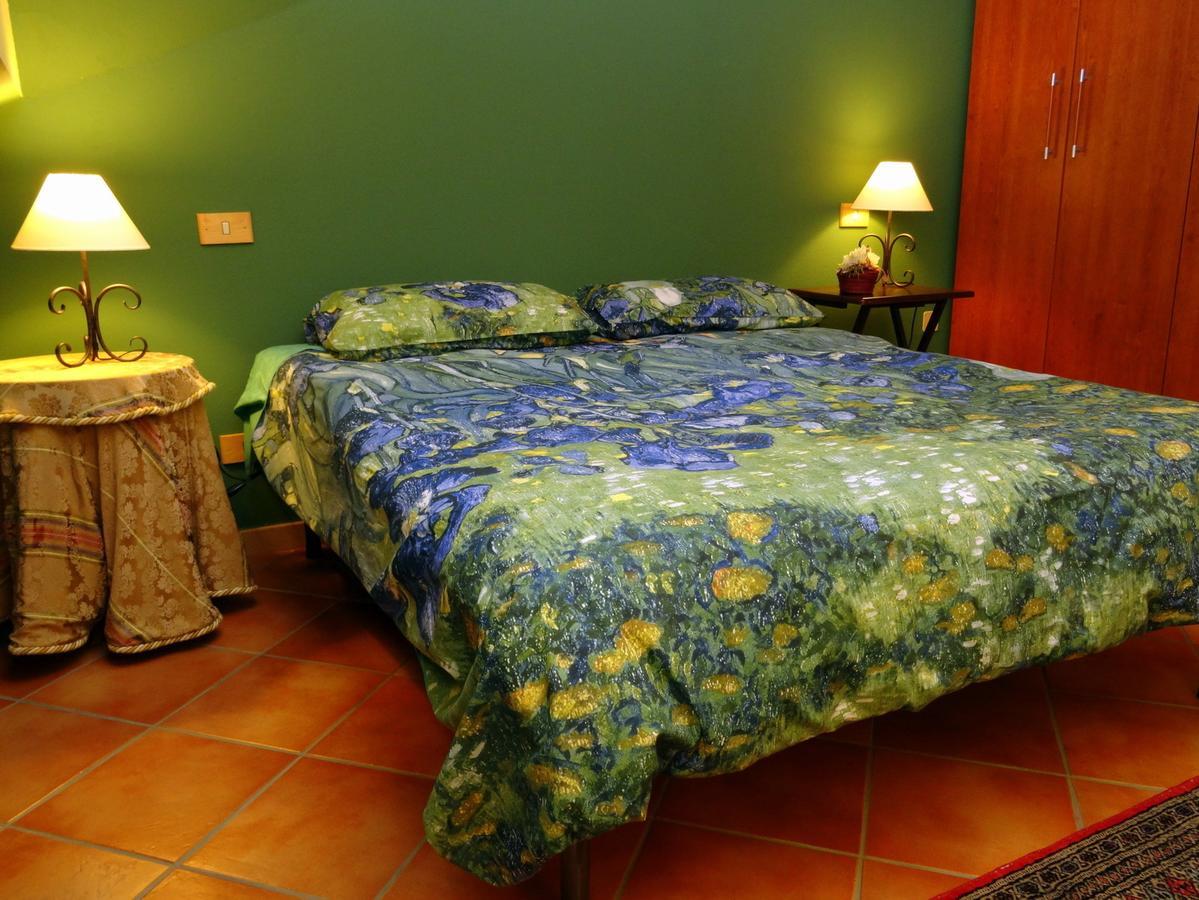 Bed and Breakfast Bb Doliahouse Dolianova Zimmer foto